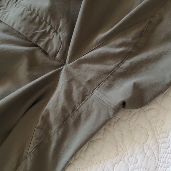 Tommy John Go Anywhere collection jogger pants khaki green size 32/33 - Picture 10 of 12